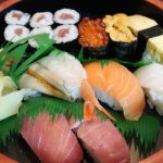 来客で銀のさらの出前寿司「山代」のおこぼれに与ったりな連休5日目